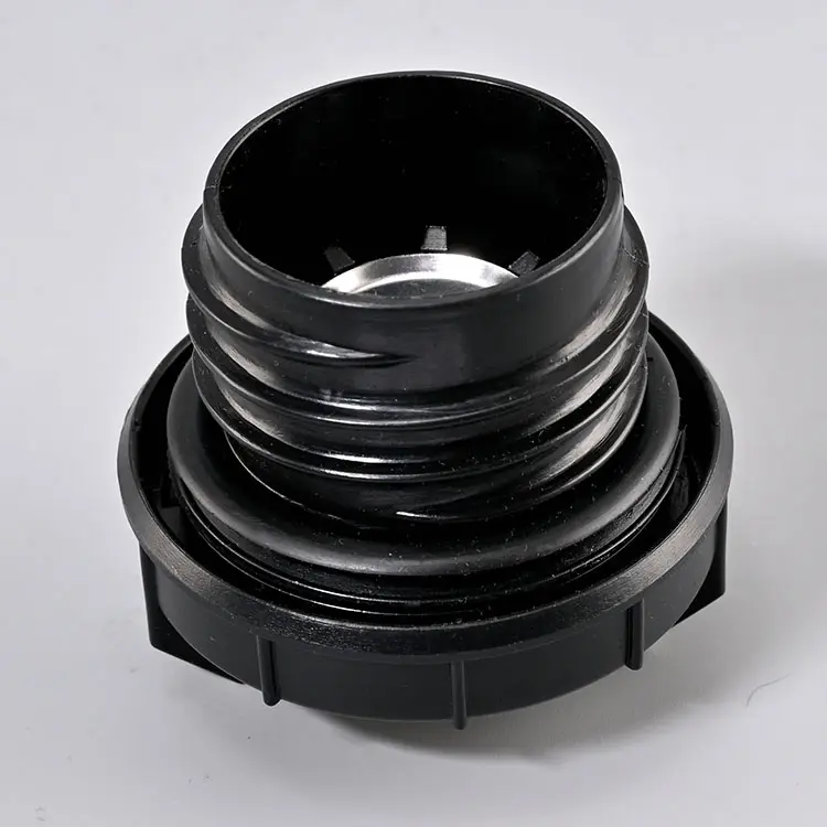 Agricultural vehiclesFuel tank cap